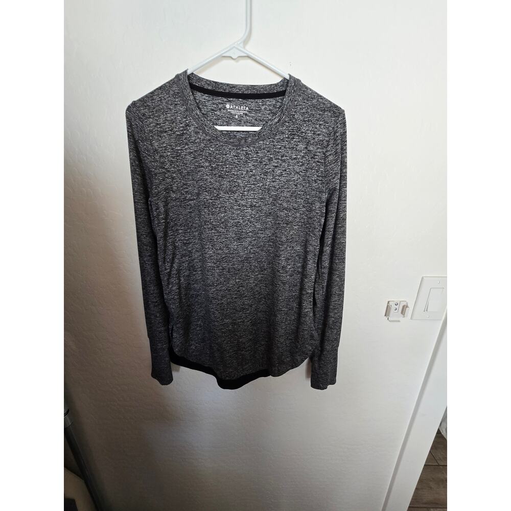 Athleta Top Size small Heather Gray thumb holes